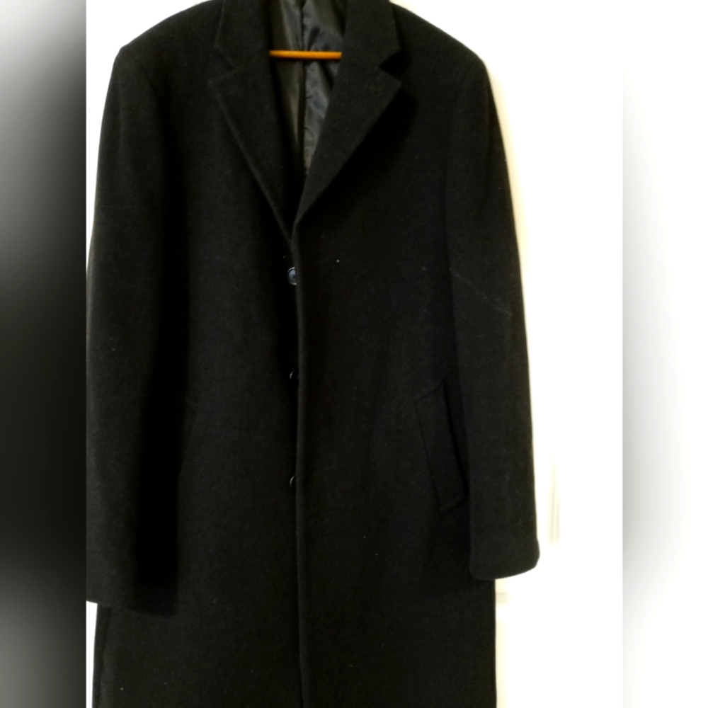 Perry Ellis wool and cashmere coat